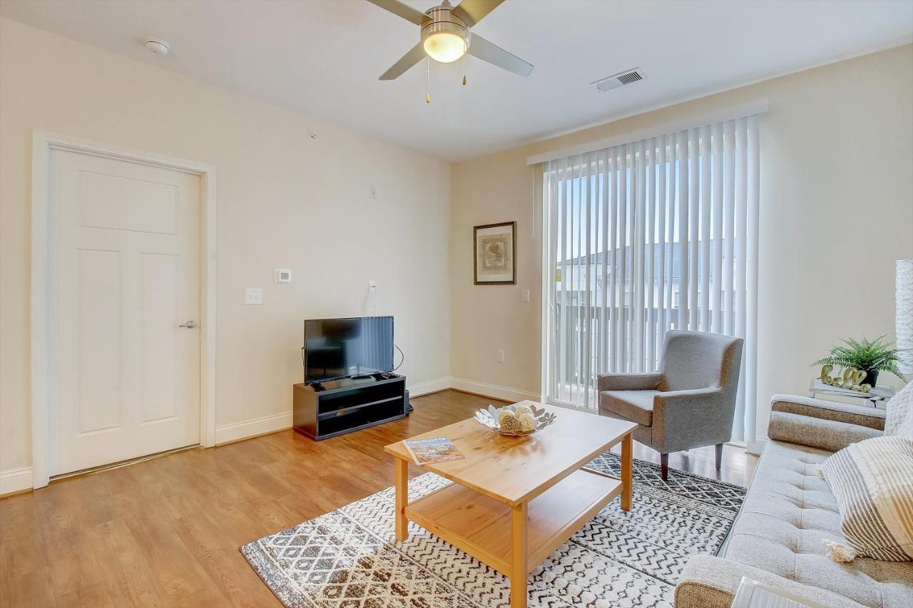 Apartamento Frontdesk Plaza Midwood Apts Charlotte, Nc *
