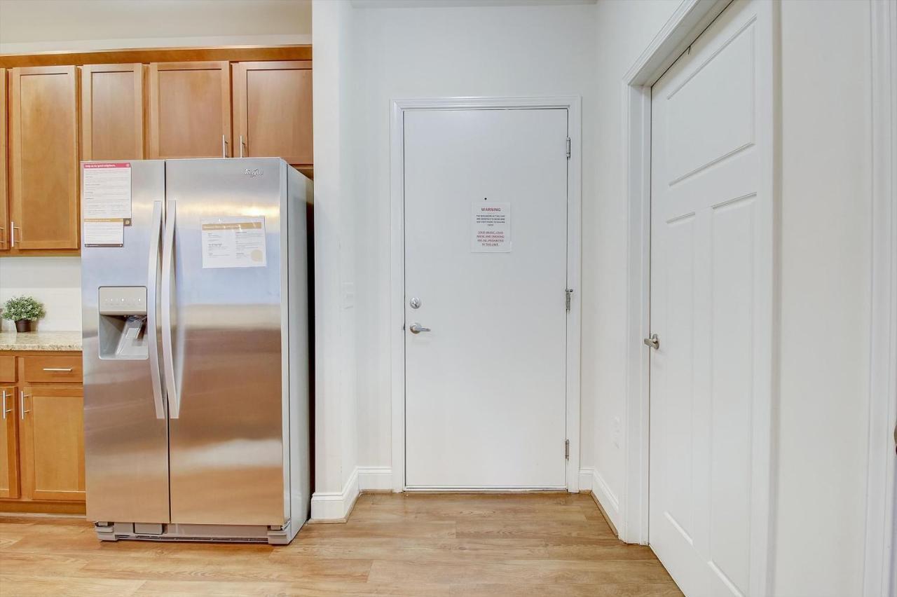 Frontdesk Plaza Midwood Apts Charlotte, Nc Apartamento